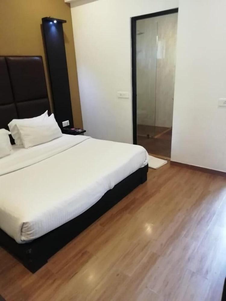 Sinq Beach Resort Calangute Εξωτερικό φωτογραφία