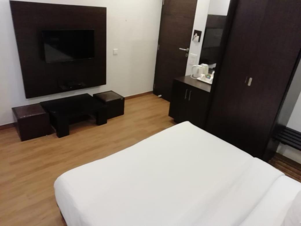 Sinq Beach Resort Calangute Εξωτερικό φωτογραφία